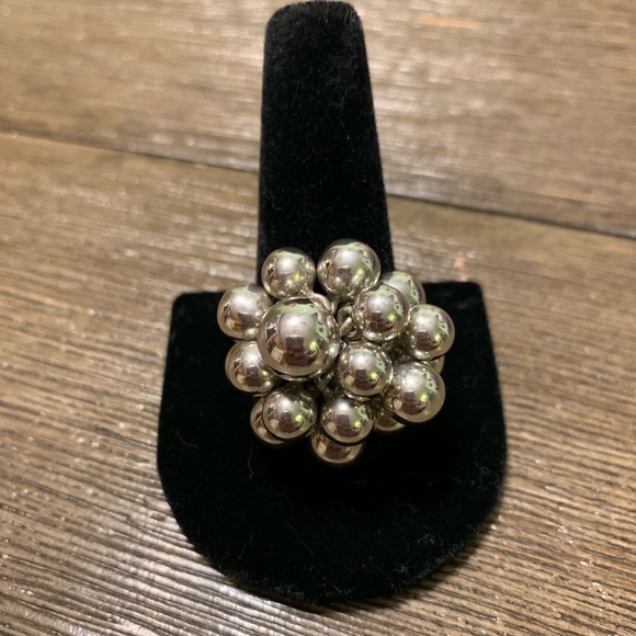 .925 Silver Bunch of Grapes Ring... - Picture 1 of 3